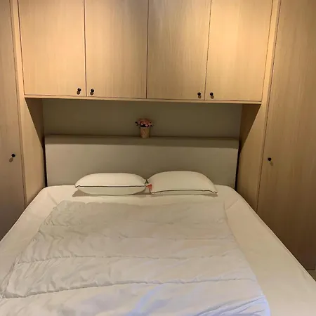 Apartment Beautiful Right On The