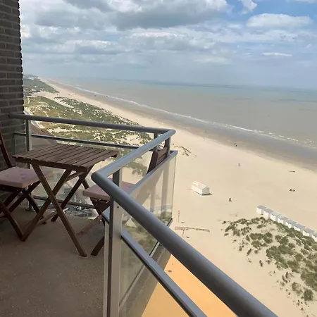 Near Port With Scenic Views *