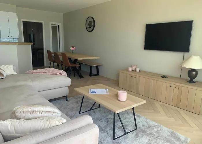 Near Port With Scenic Views شقة