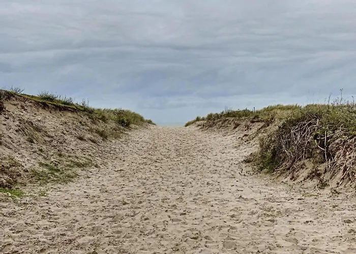 Near Port With Scenic Views شقة نيوبورت